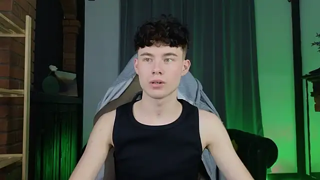 Cute Mike online show from February 20, 2:06 pm