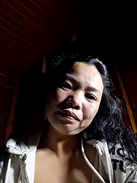 Snapshot of miomio-12 chatting on October 8, 2:25 pm miomio-12 online show from October 8, 2:25 pm