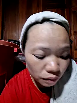 Snapshot of miomio-12 chatting on October 20, 11:21 am miomio-12 online show from October 20, 11:21 am