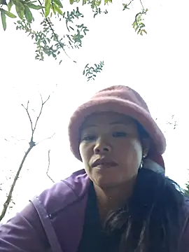 Snapshot of miomio-12 chatting on October 28, 9:46 am miomio-12 online show from October 28, 9:46 am