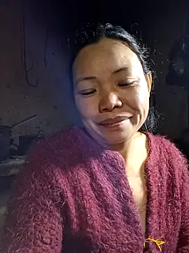 Snapshot of miomio-12 chatting on November 27, 1:02 pm miomio-12 online show from November 27, 1:02 pm