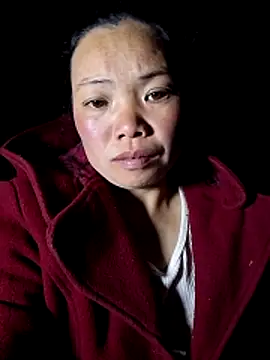 Snapshot of miomio-12 chatting on November 30, 12:09 pm miomio-12 online show from November 30, 12:09 pm