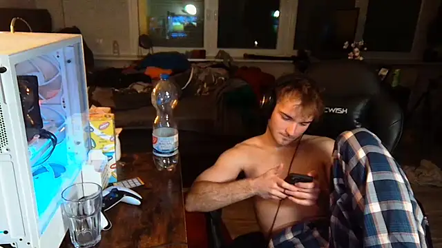 WolkenJunge2006 online show from November 10, 9:47 pm