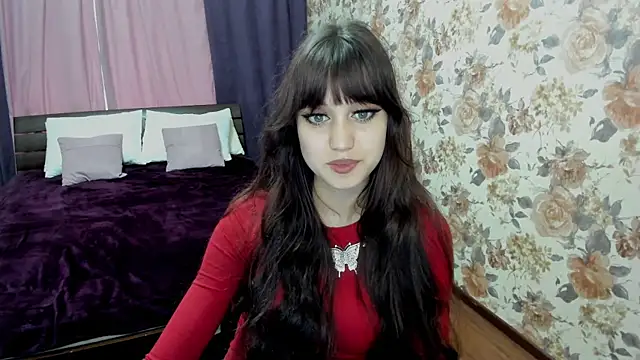 TiffanyYounge online show from October 14, 10:49 am