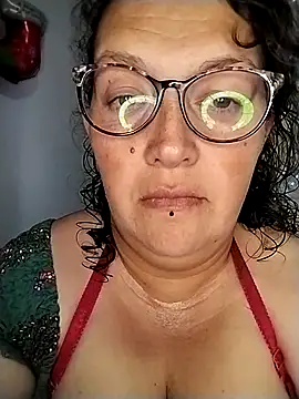 Snapshot of -saraqueen- chatting on November 23, 5:18 am -saraqueen- online show from November 23, 5:18 am