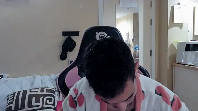 Snapshot of junokun22 chatting on October 24, 6:26 pm junokun22 online show from October 24, 6:26 pm