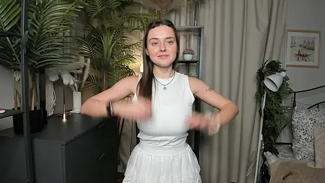 Snapshot of ThelmaJusto chatting on October 23, 3:00 pm ThelmaJusto online show from October 23, 3:00 pm