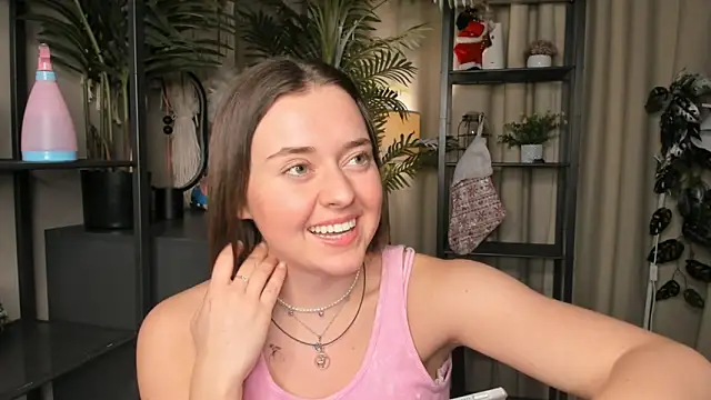 ThelmaJusto online show from February 5, 4:11 pm