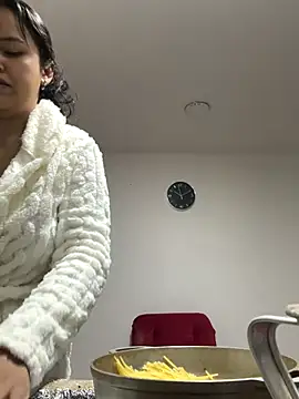 Catherine     online show from November 26, 7:37 pm