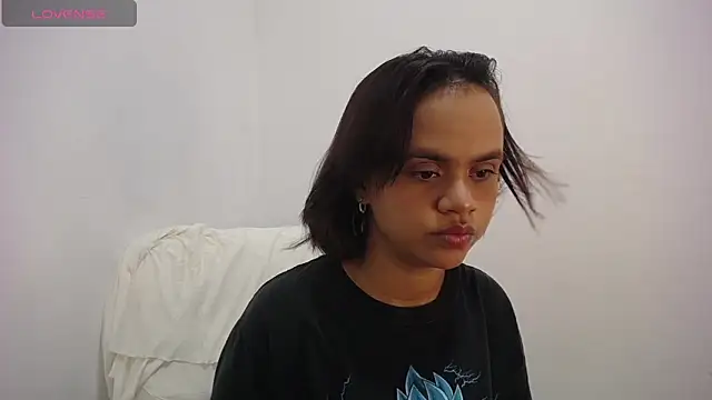 Snapshot of Keyli_sweet chatting on November 7, 9:04 pm Keyli sweet online show from November 7, 9:04 pm