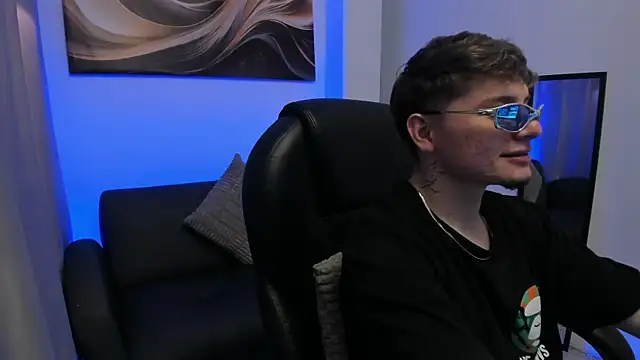 Leoo Miller online show from March 3, 4:07 am