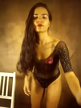 MissHazelnut online show from November 6, 5:25 pm