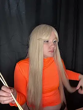 Snapshot of Darling_Bri_ chatting on October 17, 11:57 am Darling Bri online show from October 17, 11:57 am