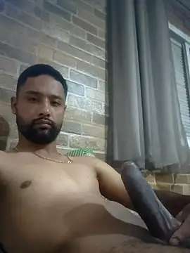 Snapshot of wellpauduro1994 chatting on November 29, 3:31 am wellpauduro1994 online show from November 29, 3:31 am