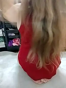 AugustRayn online show from December 20, 3:13 am