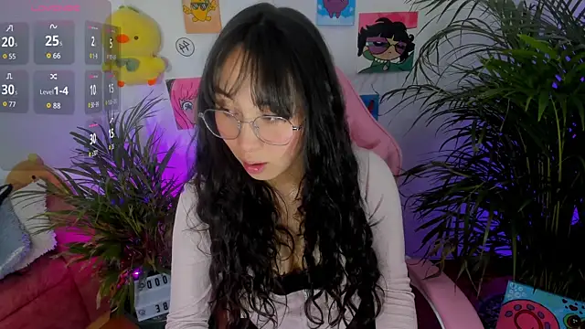 Snapshot of aiko_o0 chatting on December 14, 1:00 am aiko o0 online show from December 14, 1:00 am