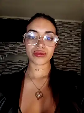 Snapshot of Carla_Bennett__ chatting on October 11, 6:12 am Carla Bennett online show from October 11, 6:12 am