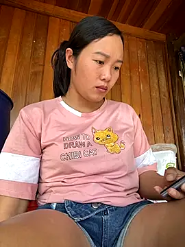 Snapshot of Pii_x chatting on October 10, 1:15 am Pii x online show from October 10, 1:15 am