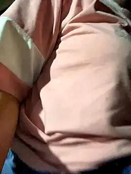 Snapshot of Pii_x chatting on October 10, 1:32 pm Pii x online show from October 10, 1:32 pm