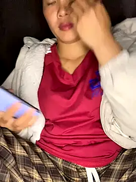 Snapshot of Pii_x chatting on October 21, 12:33 am Pii x online show from October 21, 12:33 am