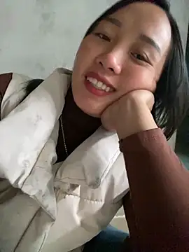 Snapshot of Pii_x chatting on October 24, 1:24 am Pii x online show from October 24, 1:24 am