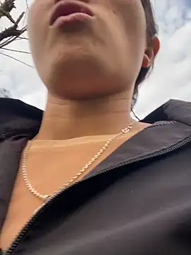 Snapshot of Pii_x chatting on November 15, 12:30 am Pii x online show from November 15, 12:30 am