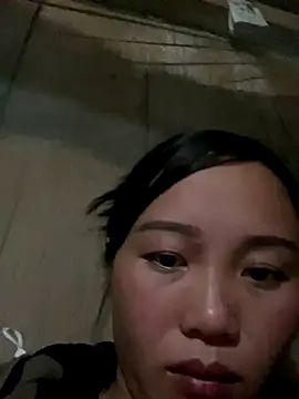 Snapshot of Pii_x chatting on November 17, 11:05 am Pii x online show from November 17, 11:05 am