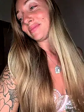 OpheliaRox online show from October 30, 6:15 am