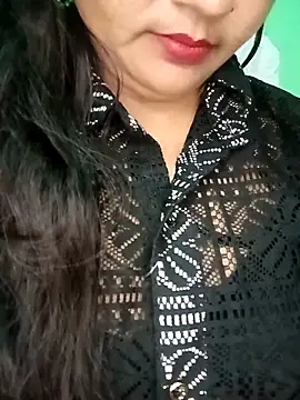 Snapshot of Rashmi_011 chatting on December 21, 12:01 pm Rashmi 011 online show from December 21, 12:01 pm