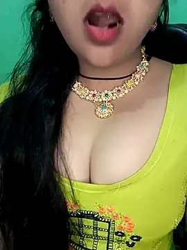 Snapshot of Rashmi_011 chatting on January 31, 11:47 pm Rashmi 011 online show from January 31, 11:47 pm