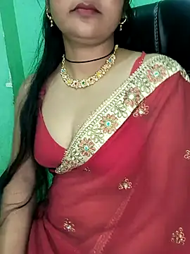 Snapshot of Rashmi_011 chatting on February 19, 12:28 am Rashmi 011 online show from February 19, 12:28 am