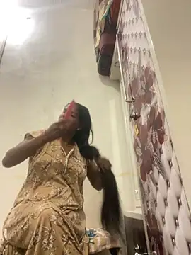 Snapshot of Sapnahot34 chatting on November 22, 5:28 am Sapnahot34 online show from November 22, 5:28 am