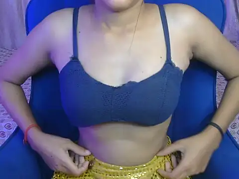 Snapshot of yours-angell chatting on November 26, 5:19 am yours-angell online show from November 26, 5:19 am