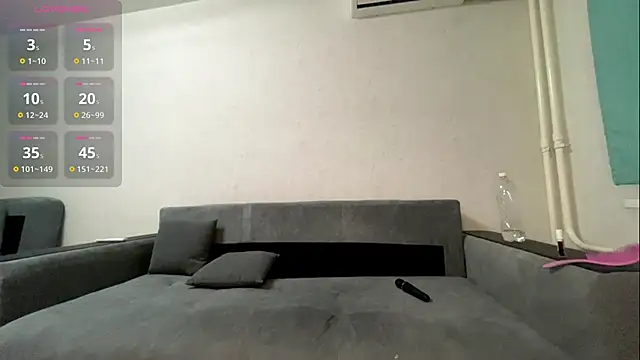 Snapshot of Mary_cherybaby chatting on December 4, 2:15 pm Mary cherybaby online show from December 4, 2:15 pm