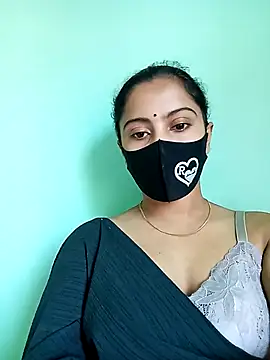 daisy-03 online show from November 12, 9:10 am