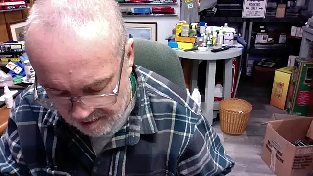 Snapshot of Jcaspen chatting on February 2, 2:49 pm Jcaspen online show from February 2, 2:49 pm