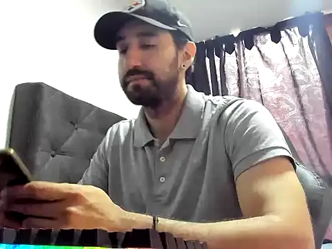 Snapshot of coolfriki chatting on October 8, 5:54 pm coolfriki online show from October 8, 5:54 pm