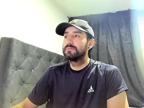 Snapshot of coolfriki chatting on October 20, 1:50 am coolfriki online show from October 20, 1:50 am