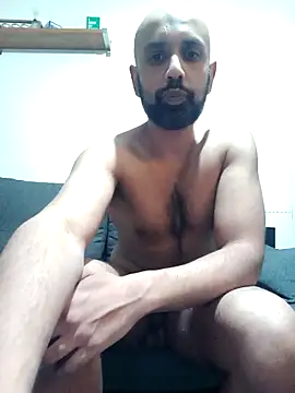 T1T012 online show from February 8, 1:53 am