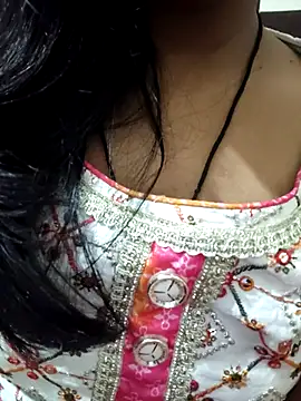 Snapshot of anjali2351 chatting on November 14, 5:44 pm anjali2351 online show from November 14, 5:44 pm