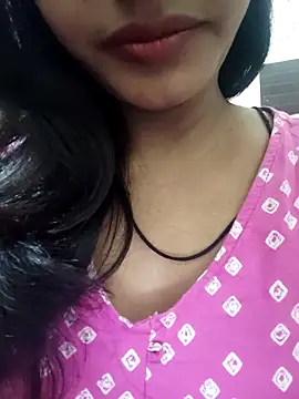 Snapshot of anjali2351 chatting on November 18, 6:01 pm anjali2351 online show from November 18, 6:01 pm