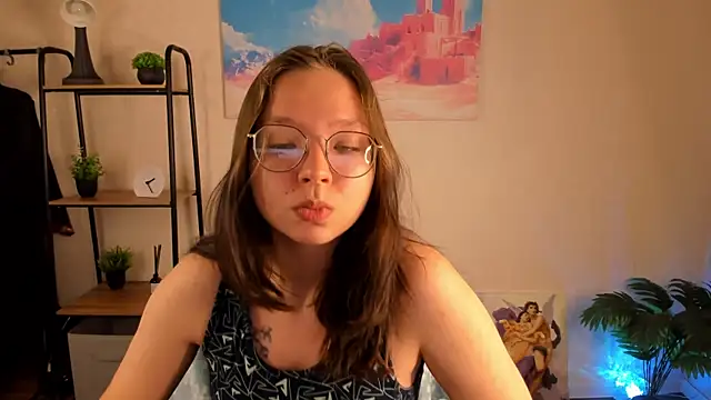 Snapshot of Nuura_Moore chatting on October 20, 12:55 am Nuura Moore online show from October 20, 12:55 am