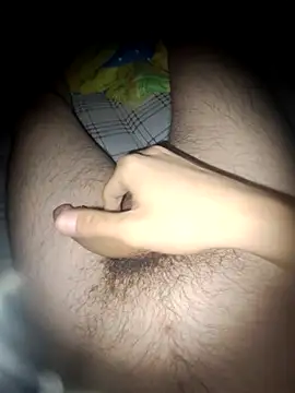 Snapshot of Aragis35 chatting on October 22, 10:20 pm Aragis35 online show from October 22, 10:20 pm