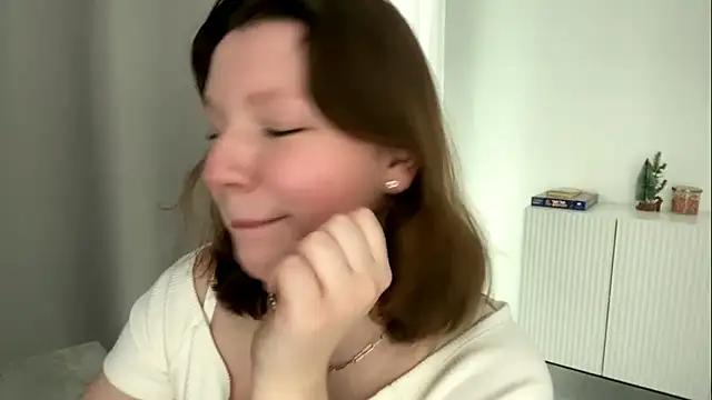 Snapshot of TamekiaSamii chatting on November 8, 7:08 am TamekiaSamii online show from November 8, 7:08 am