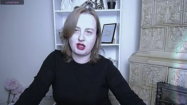 Snapshot of HelenFl chatting on October 22, 7:08 am HelenFl online show from October 22, 7:08 am