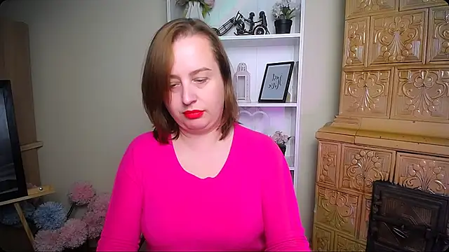 Snapshot of HelenFl chatting on November 25, 8:03 am HelenFl online show from November 25, 8:03 am