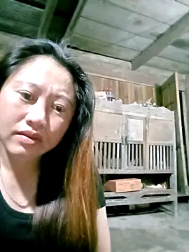 Snapshot of Ducky27021991 chatting on December 17, 10:38 pm Ducky27021991 online show from December 17, 10:38 pm