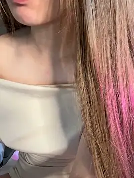 Beyeuuu online show from February 8, 10:51 am