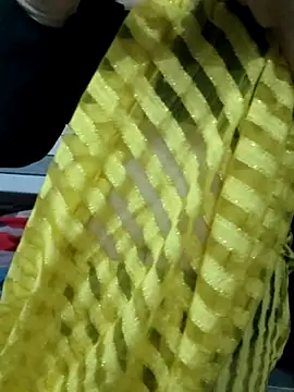 Snapshot of janvi_100 chatting on October 30, 3:41 am janvi 100 online show from October 30, 3:41 am