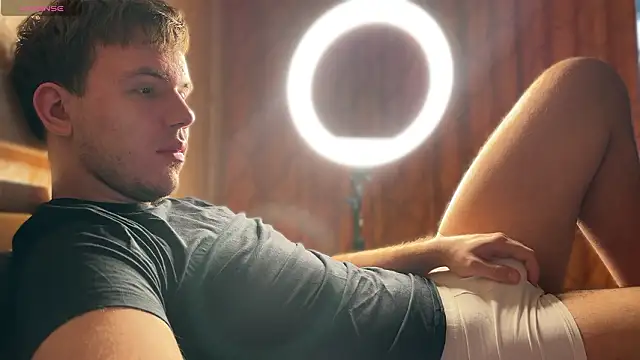 mynameischris online show from March 3, 1:28 pm